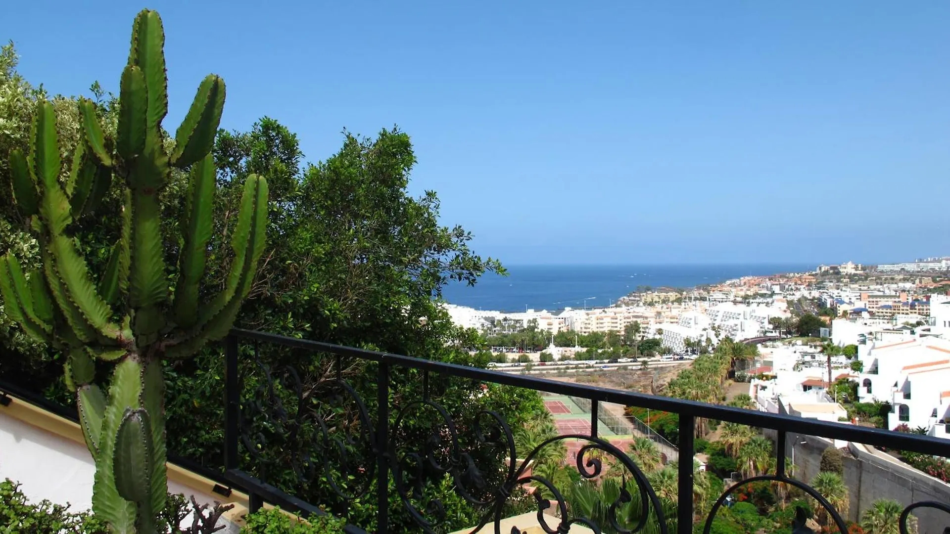 Cozy Apartment Wi-Fi Gratis Costa Adeje  Spain